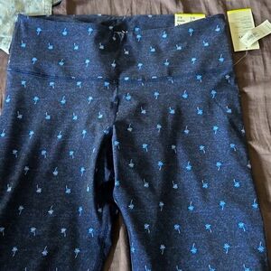 Old navy 7/8 dry active pants